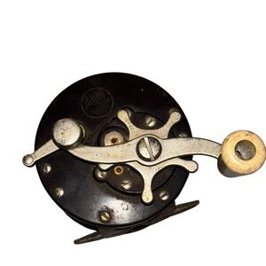 Penn Vintage Fishing Reel